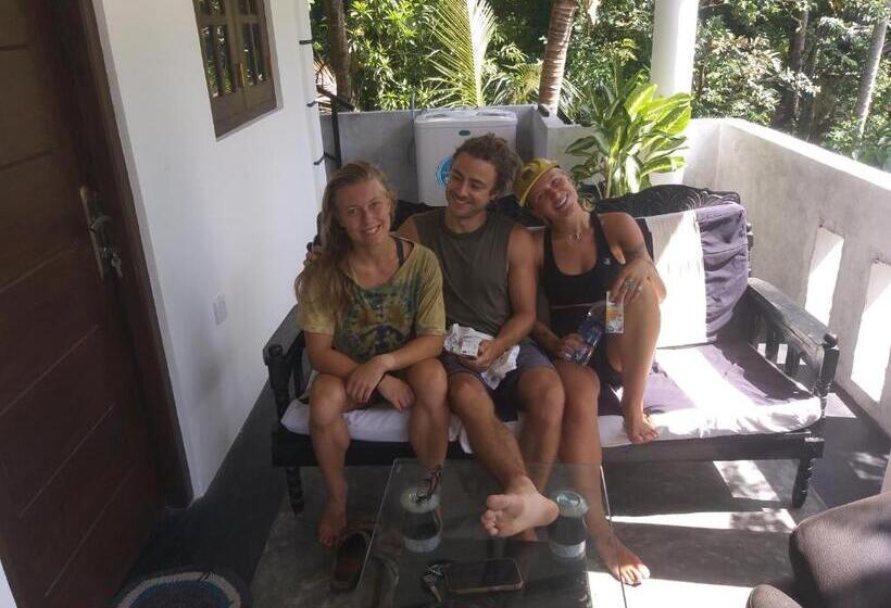 Отель Cozy Resort