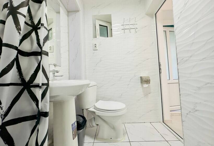 هتل کپسول Abs Guest House Osh