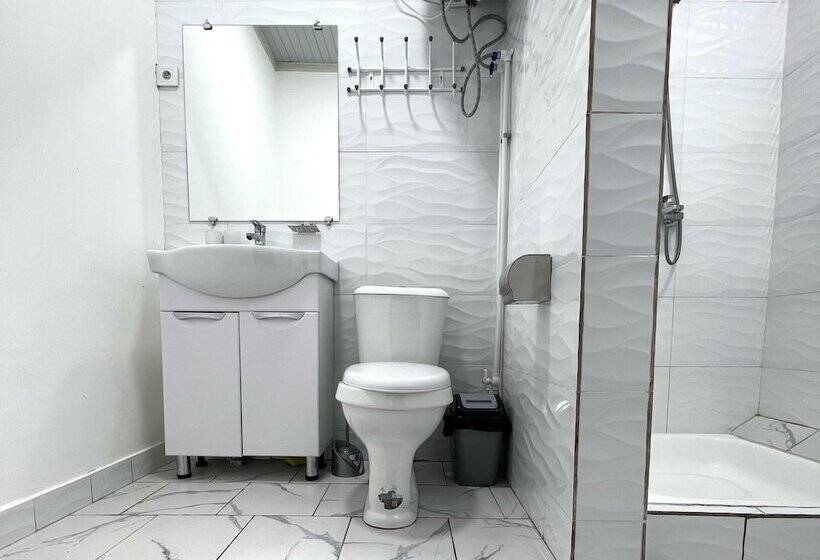 هتل کپسول Abs Guest House Osh