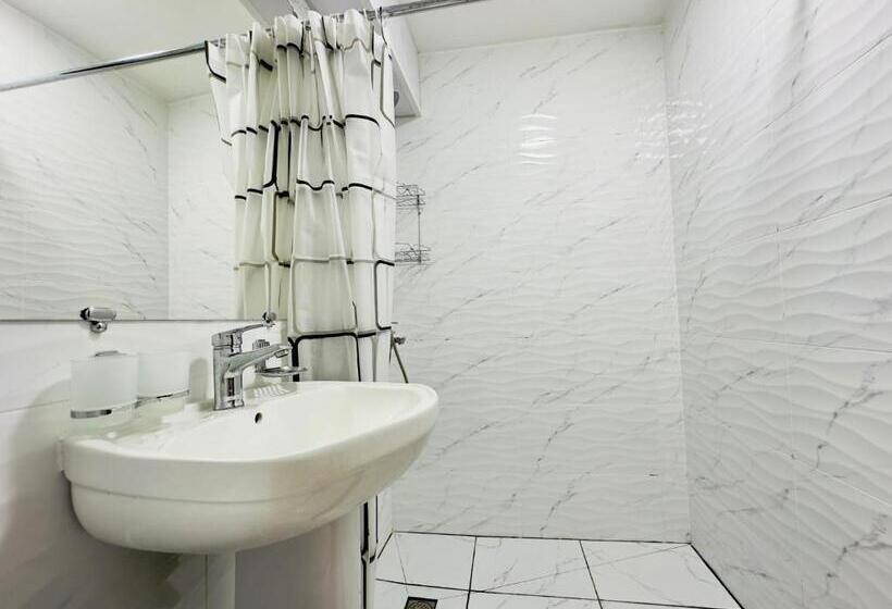 هتل کپسول Abs Guest House Osh