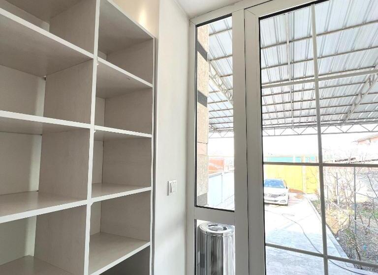 هتل کپسول Abs Guest House Osh