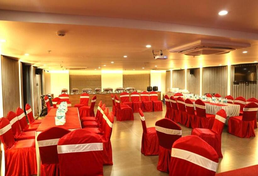 בית מלון כפרי Crystal Suites