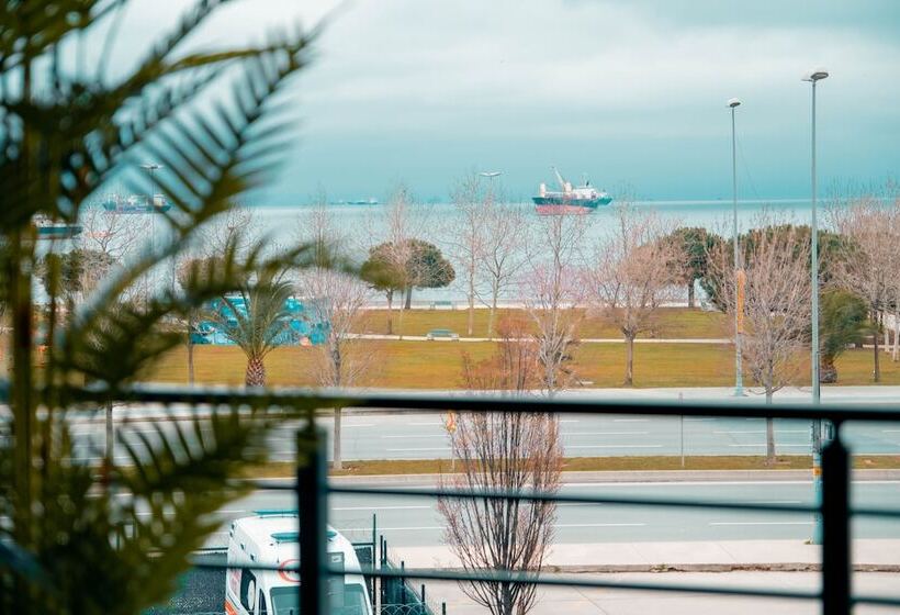 ホテル Destiny Marine