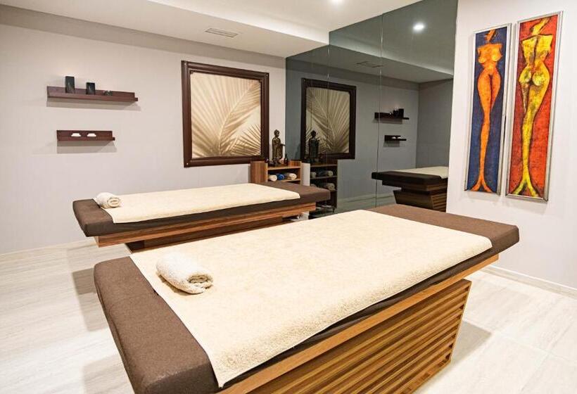 ホテル Destiny Marine