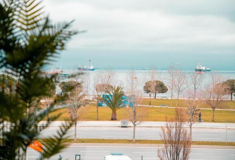 ホテル Destiny Marine