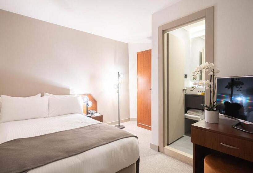 ホテル Destiny Marine