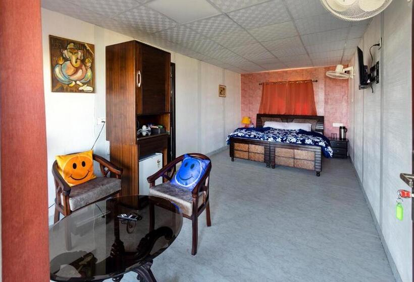 فندق Innbox Farmstay   Rajpura Punjab