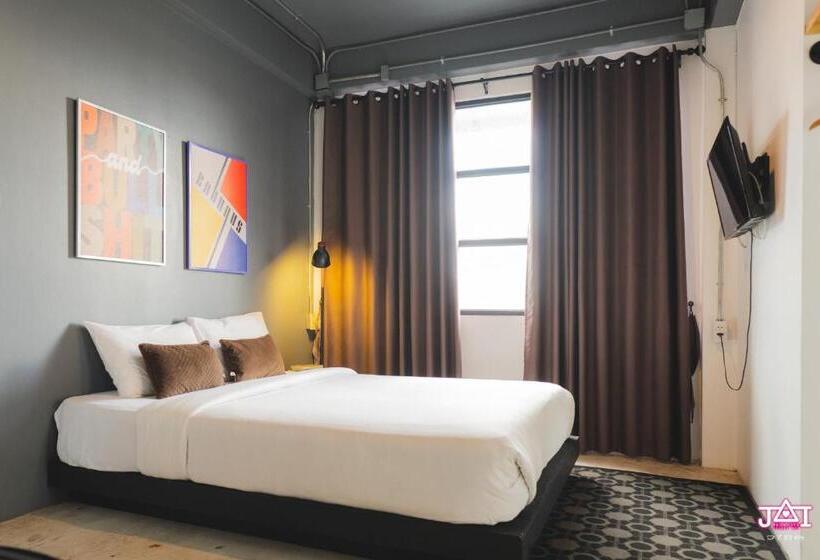 בית מלון כפרי Jai Bed And Cafe