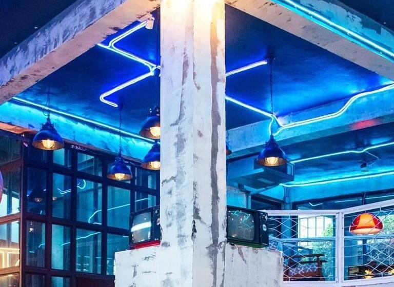 בית מלון כפרי Jai Bed And Cafe