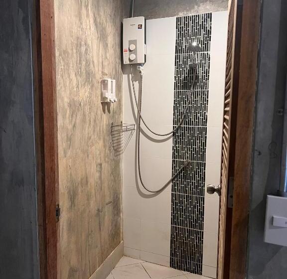 בית מלון כפרי Jai Bed And Cafe