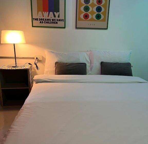 בית מלון כפרי Jai Bed And Cafe