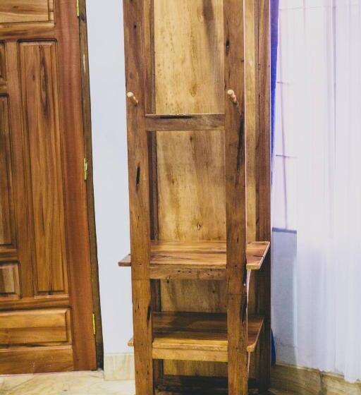 호텔 Kilimanjaro Scenic Lodge