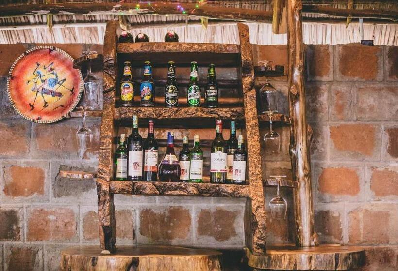 호텔 Kilimanjaro Scenic Lodge