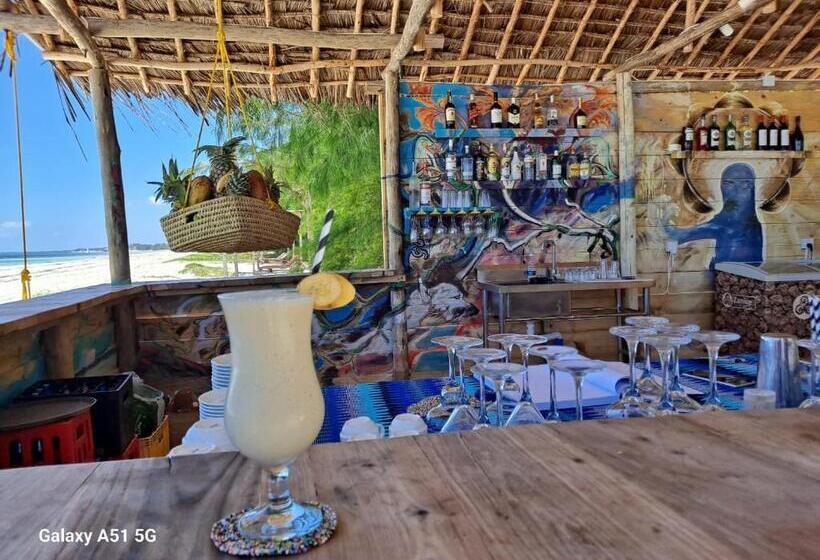 فندق Kivuli Beach Resort Paje