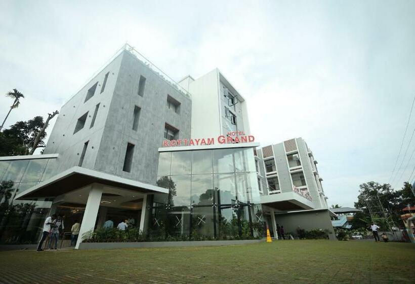酒店 Kottayam Grand