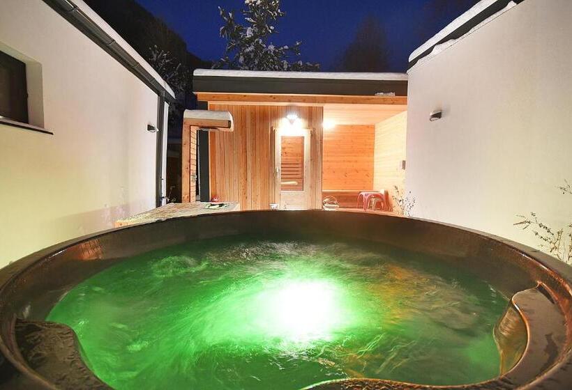 호텔 Kub House Village