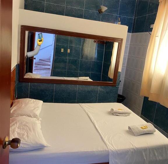 Отель Los Pinos Neiva