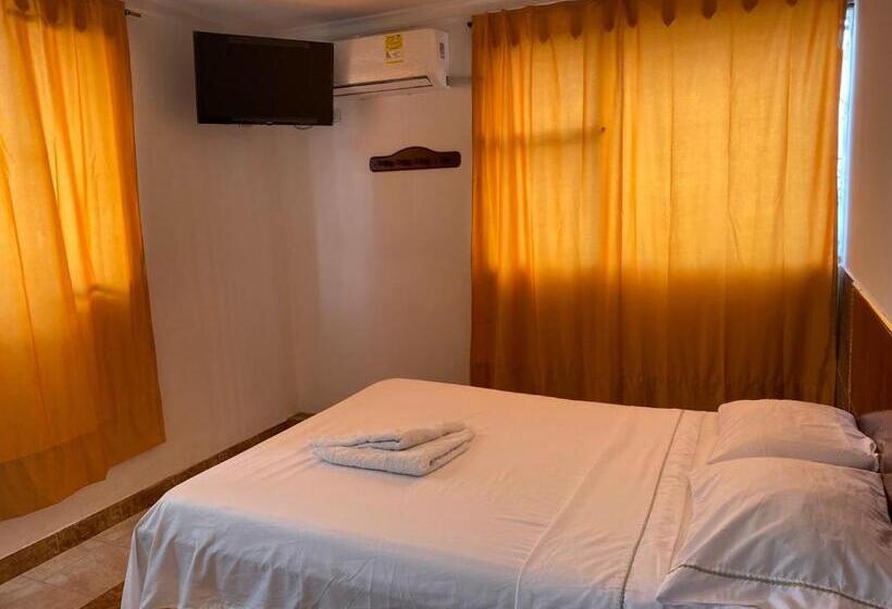 هتل Los Pinos Neiva