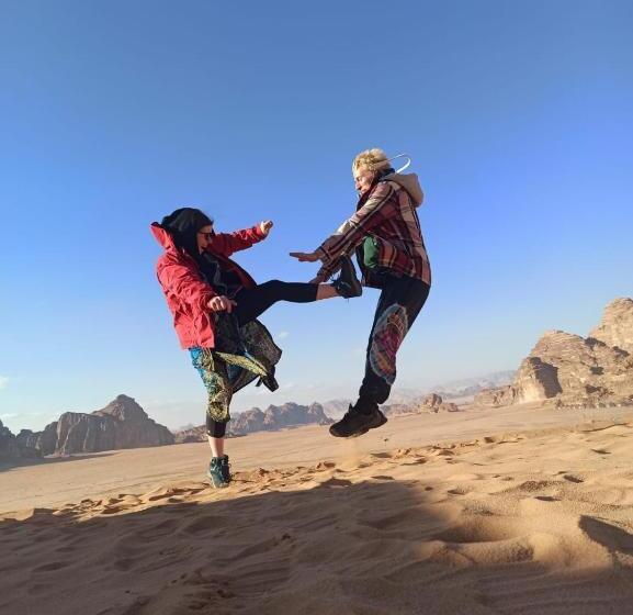 هتل Maestro Camp Wadi Rum