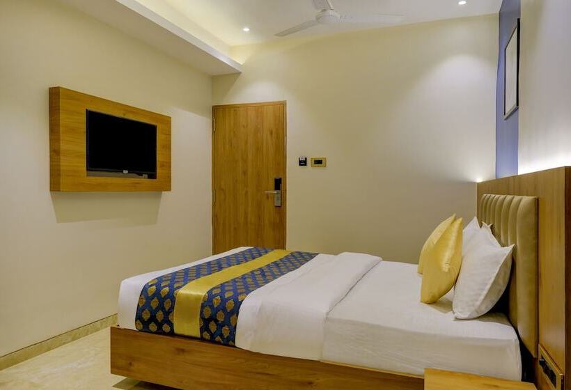 בית מלון כפרי Metropolis Business