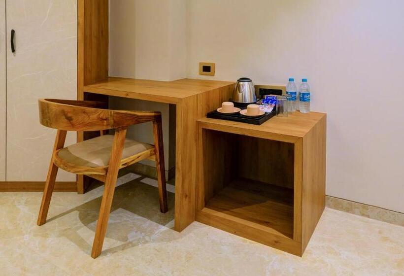 בית מלון כפרי Metropolis Business