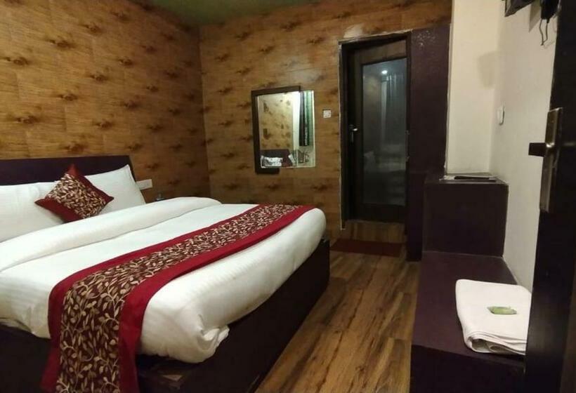 בית מלון כפרי Mountain Zest Simla Royale Near Mall Road Free Pickup From Railway Station Simla