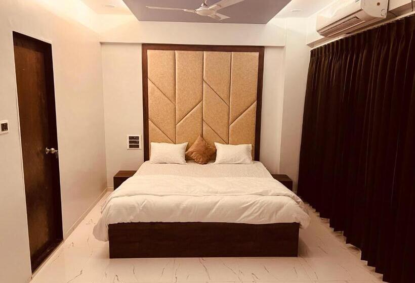 Отель New City Light