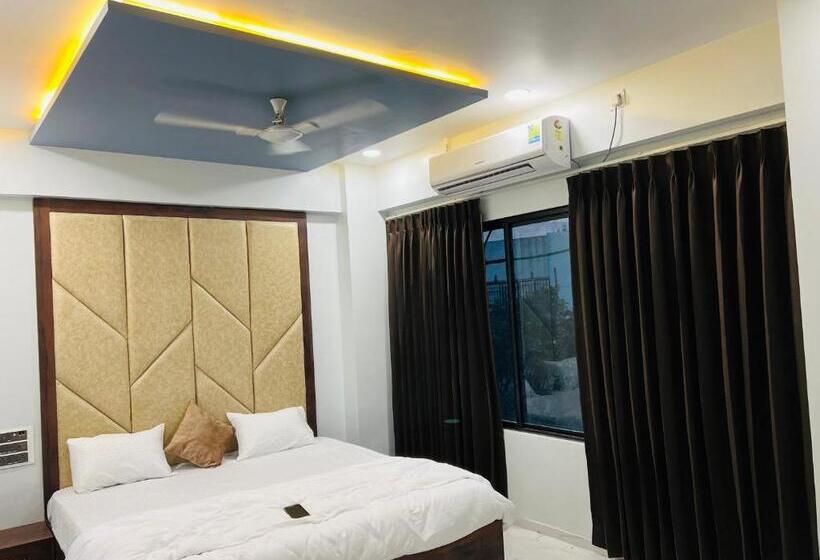 Отель New City Light