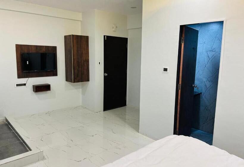 Отель New City Light