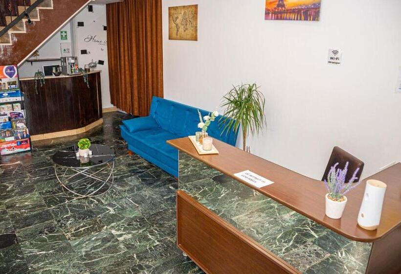 هتل Occidental Wise Transit