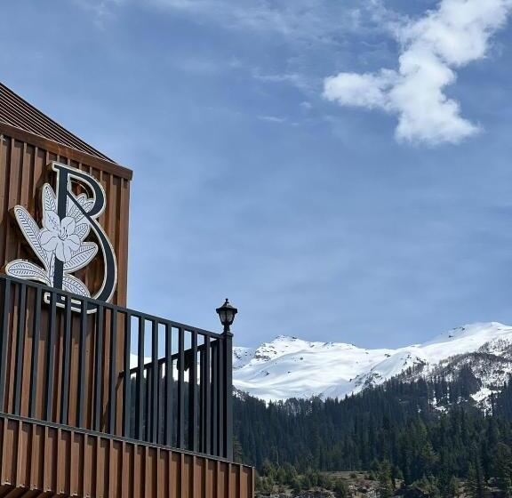 Palchan Hotel & Spa   A Member Of Radisson Individuals Retreats