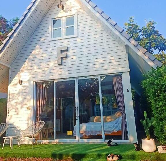 فندق ภูฝ้ายวิลล่า Phufai Villa