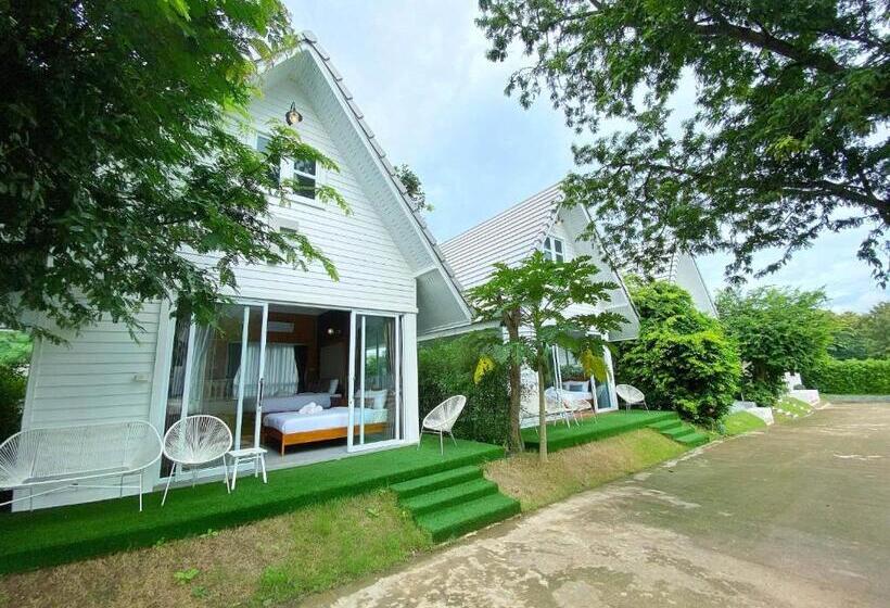 فندق ภูฝ้ายวิลล่า Phufai Villa