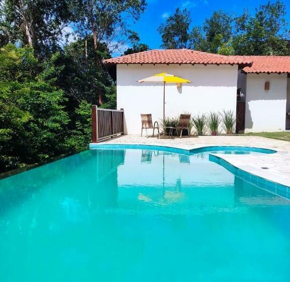 ホテル Pousada Aroeira