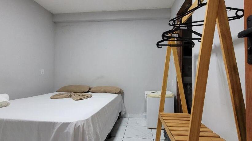 ホテル Pousada Primeiro Sol