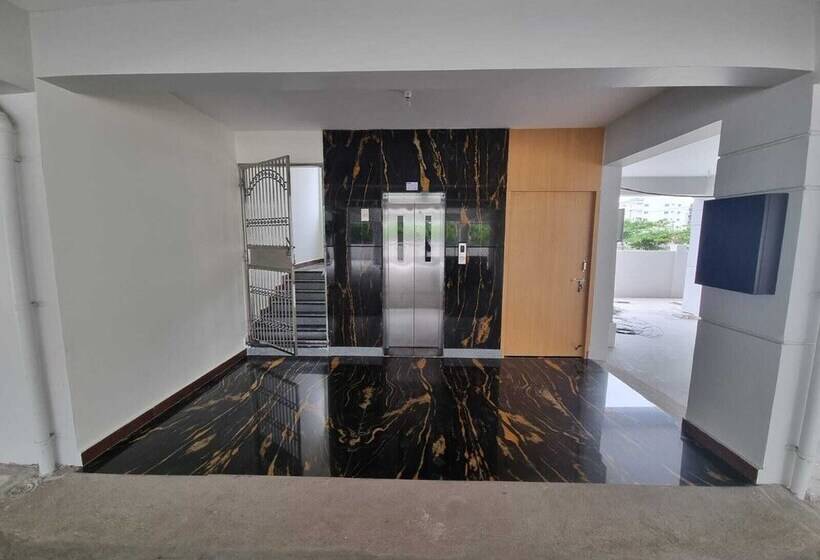 ホテル Pph Living Kvr Residency