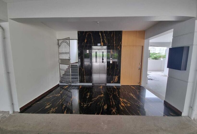 ホテル Pph Living Kvr Residency