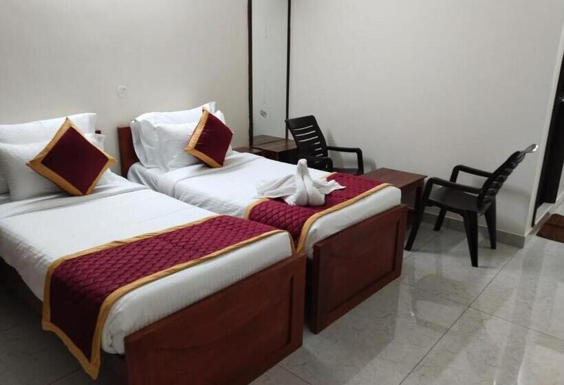 ホテル Pph Living Kvr Residency