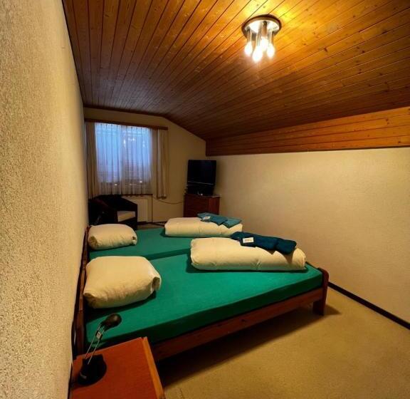 Отель Péz Ault