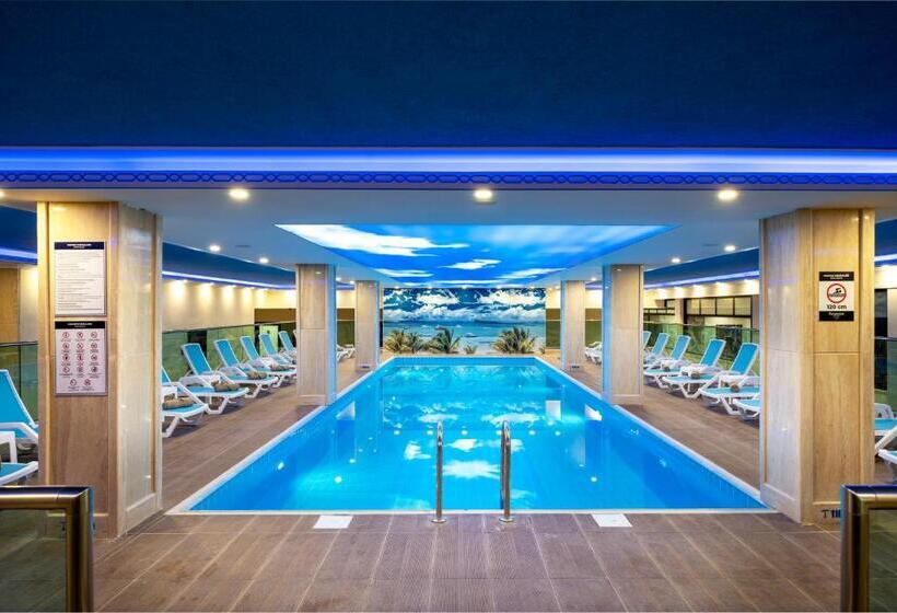 هتل Ramada Plaza By Wyndham Silivri