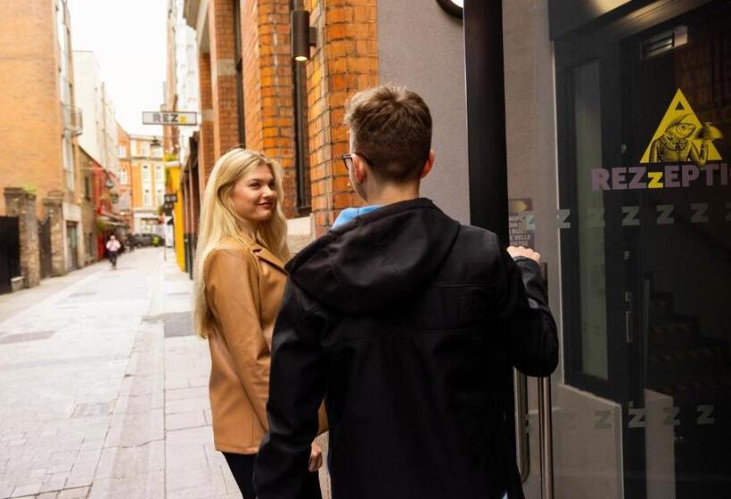酒店 Rezz Dublin