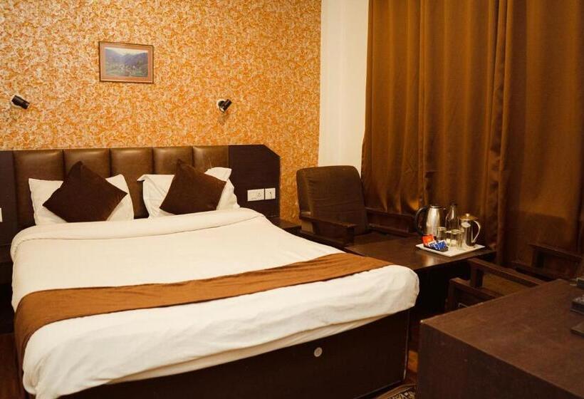 ホテル Siddhi Vinayak Regency, Mg Marg