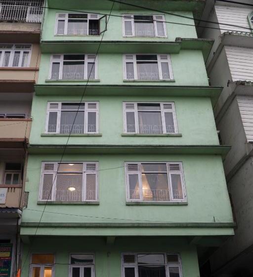 ホテル Siddhi Vinayak Regency, Mg Marg