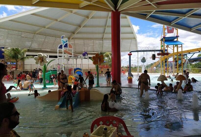 فندق Spazzio Diroma Acqua E Splash Caldas Novas, Gratis Park