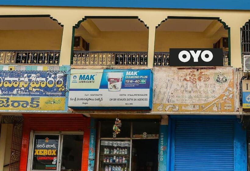 בית מלון כפרי Spot On 804726 Ss Lodge