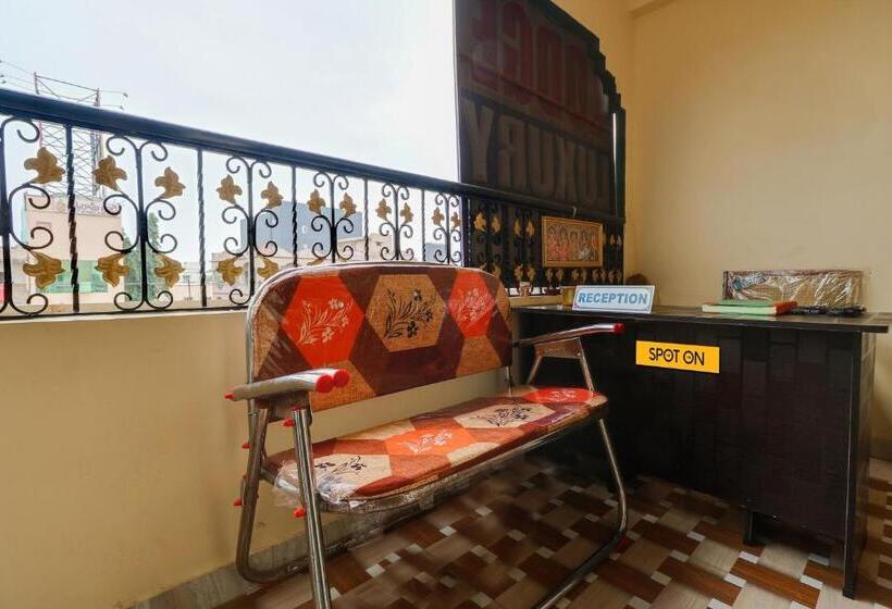 בית מלון כפרי Spot On 804726 Ss Lodge