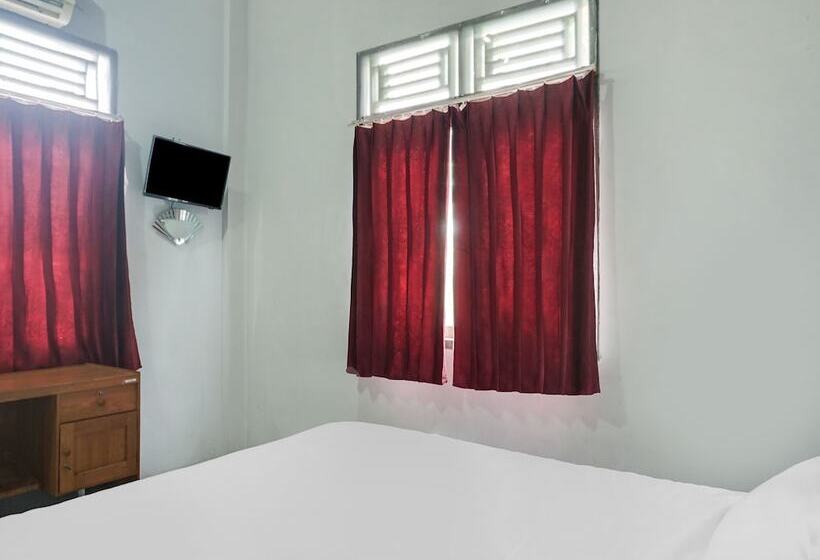 ホテル Spot On 91970 Biru Homestay