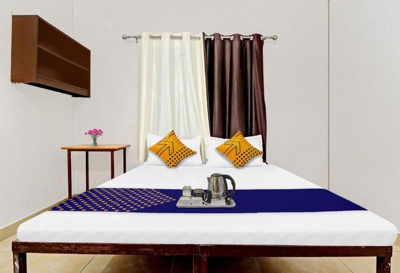 فندق Spot On Ganga Pg And Home Stay