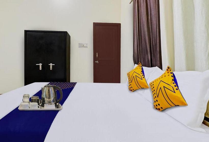 فندق Spot On Ganga Pg And Home Stay