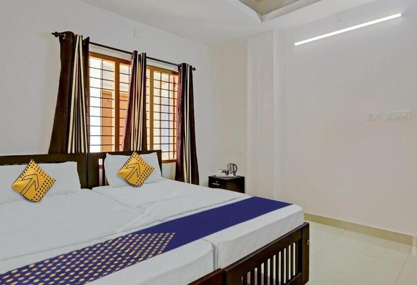 酒店 Spot On Royal Heights